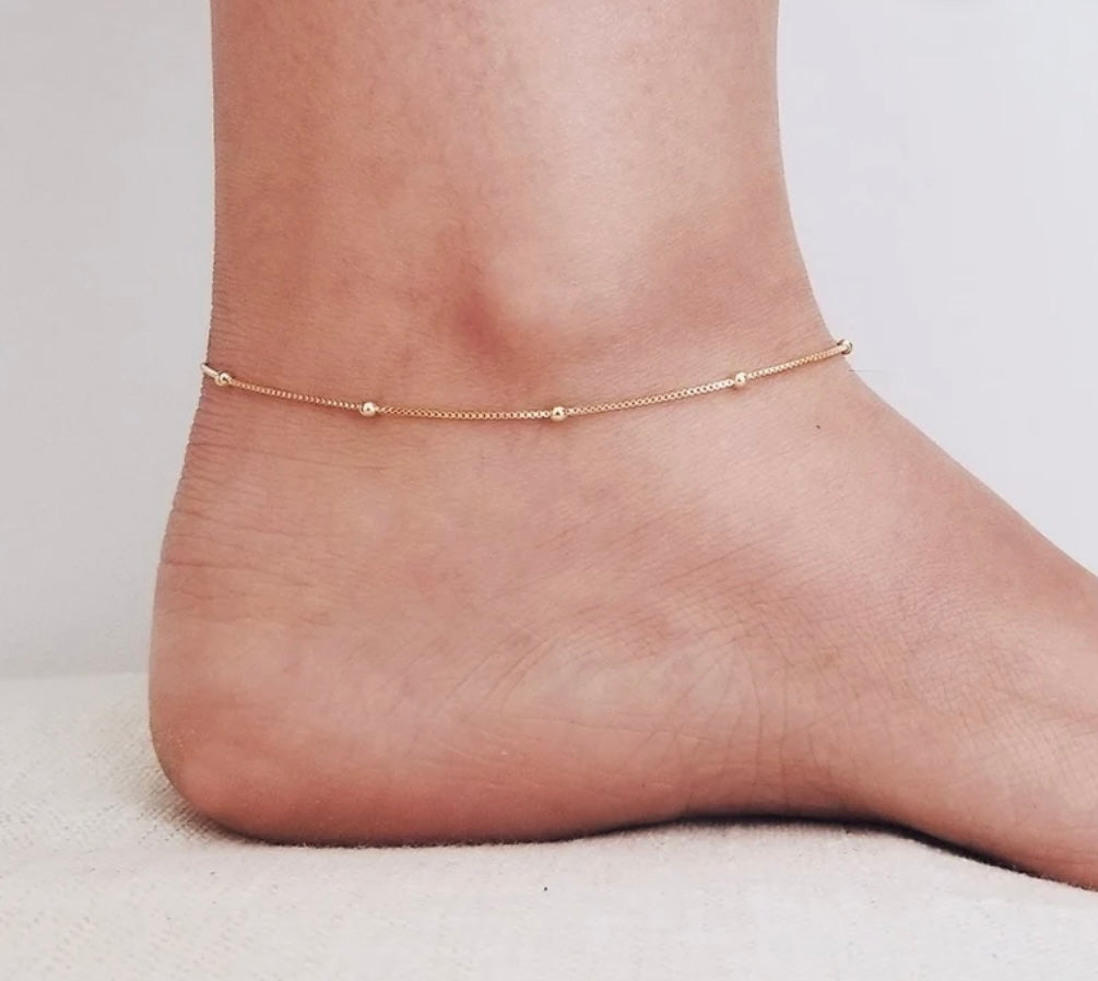 IZZY CHAIN ANKLET